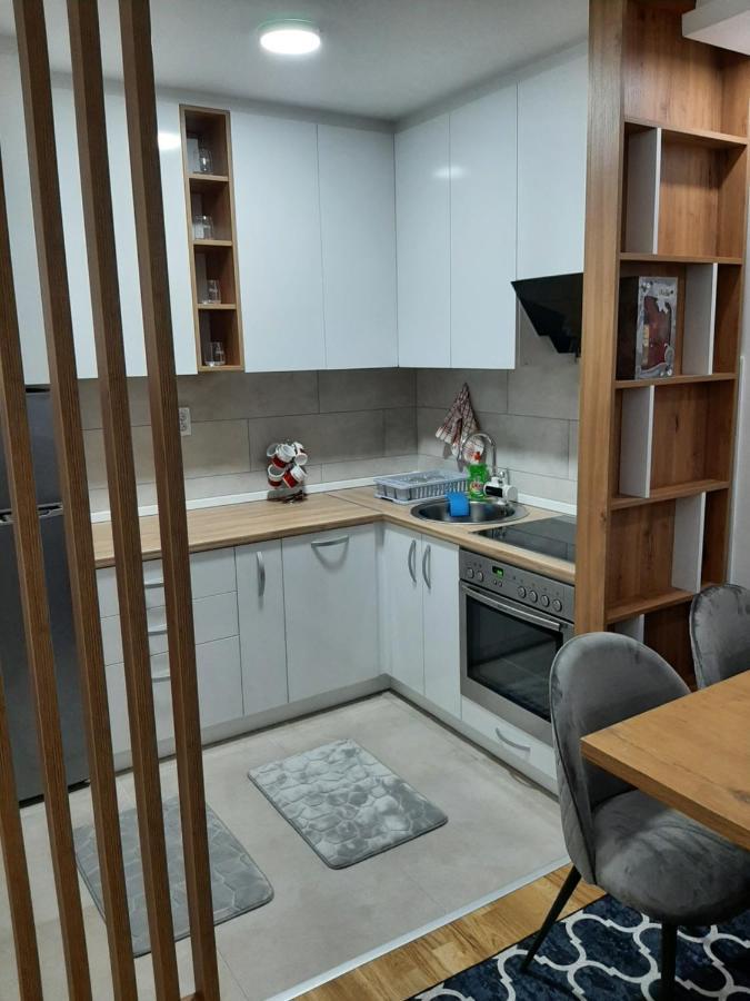 Apartman,,Kul"Life Lukavica Eksteriør billede