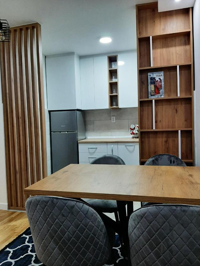 Apartman,,Kul"Life Lukavica Eksteriør billede